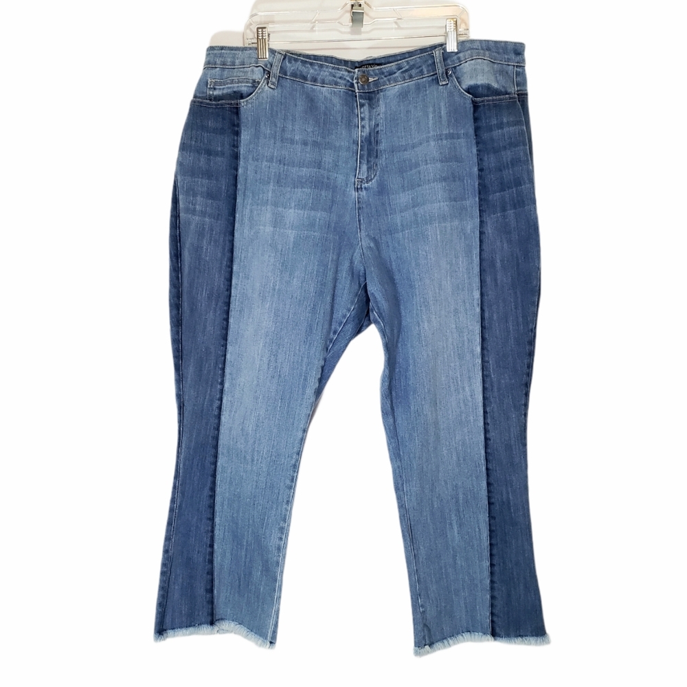 Elliott & Vine Paneled Raw Hem Crop Blue Jeans Size 2X